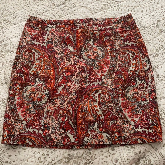 Loft Paisley, lined mini skirt Sz 4P - Picture 1 of 5